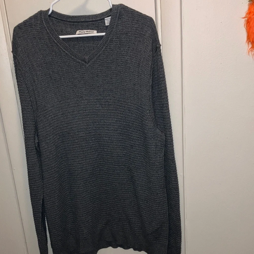Tommy Bahama Dark Gray V-Neck Sweater XL - Picture 1 of 2